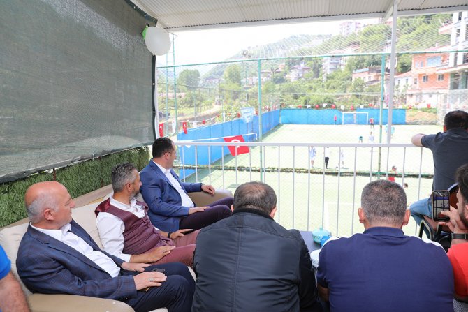 akcaabatta-liseler-arasi-futbol-turnuvasi-sona-erdi-12.jpg