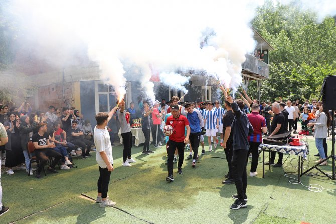 akcaabatta-liseler-arasi-futbol-turnuvasi-sona-erdi-5.jpg