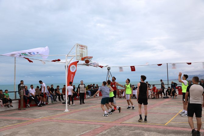 akcaabatta-sokak-basketbolu-turnuvasi-basladi-3.JPG