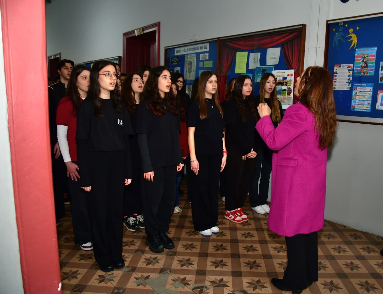 "GELECEĞİMİZİN TEMİNATI ÖĞRENCİLERLE KANUNİ ANADOLU LİSESİ’NDE BULUŞMA"