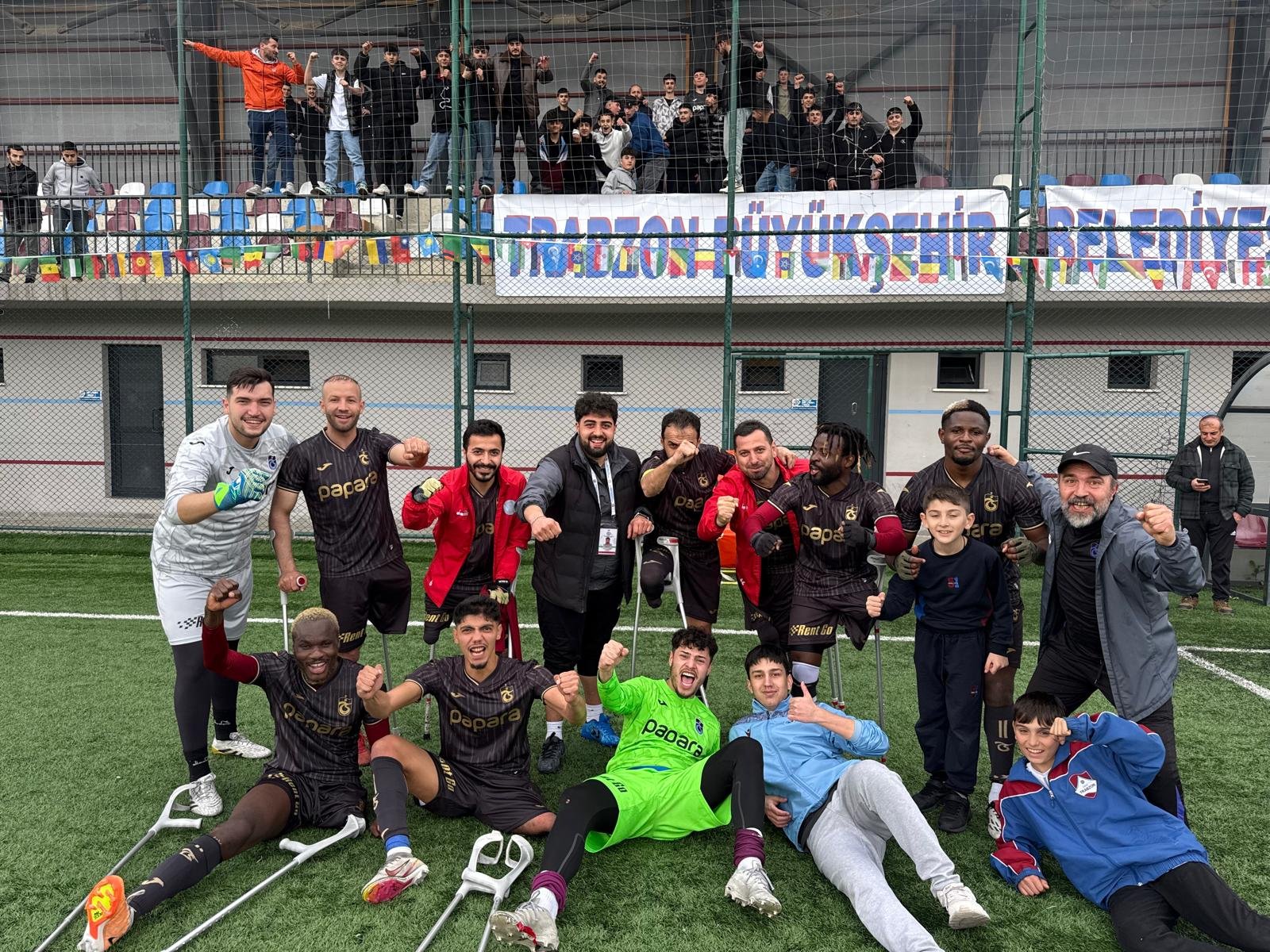 "TRABZON EKİBİ ZİRVEYE KOŞUYOR"