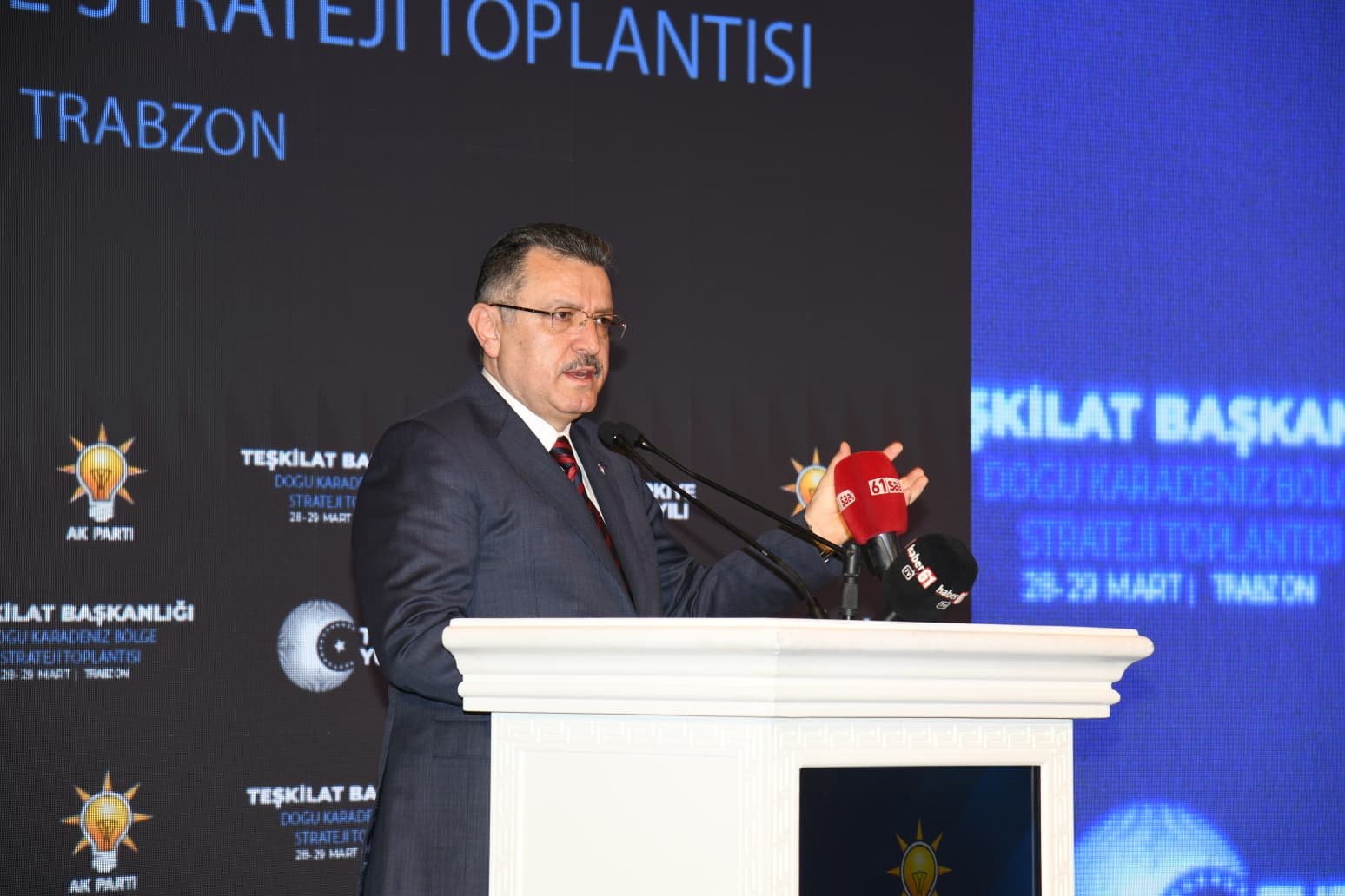 "BAŞKAN GENÇ ÖNÜMÜZDEKİ İLK SEÇİM CUMHURBAŞKANIMIZI YENİDEN SEÇTİRECEĞİZ"