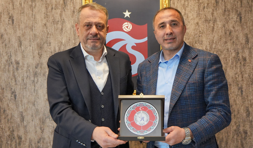 "JUDO FEDERASYONU BAŞKANI SEZER HUYSUZ’DAN TRABZONSPOR’A ZİYARET"