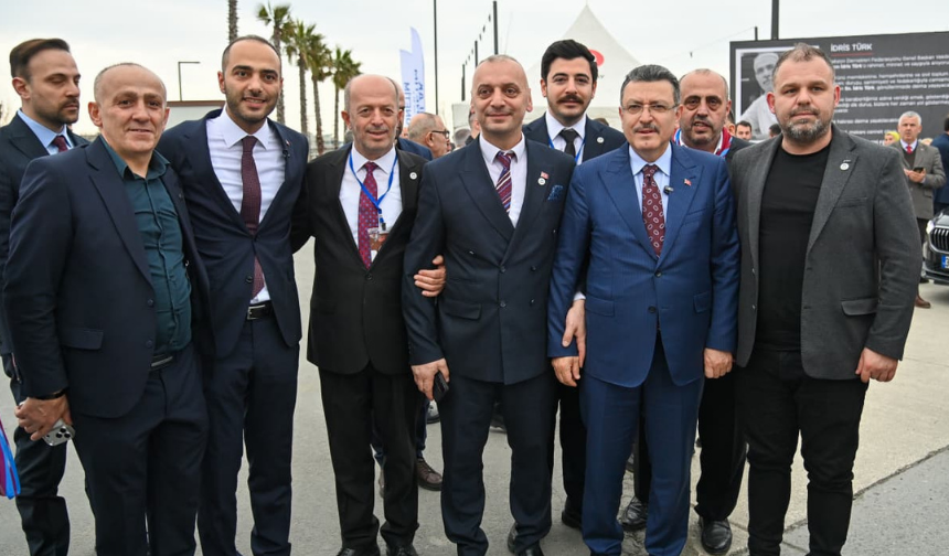 "BAŞKAN GENÇ DAHA GÜZEL BİR TRABZON İÇİN GECE GÜNDÜZ ÇALIŞIYORUZ"