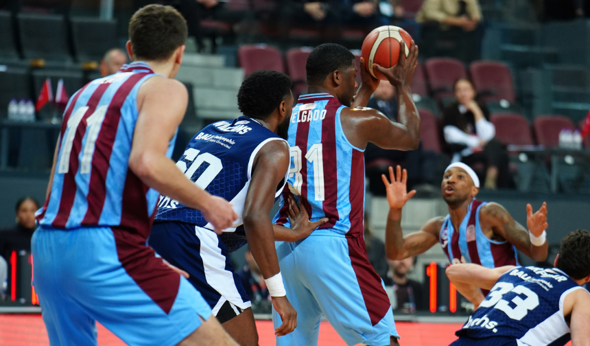 "TRABZONSPOR, BAHÇEŞEHİR KOLEJİ’NE EVİNDE MAĞLUP OLDU"