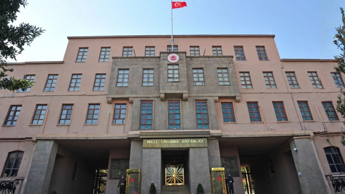 "MSB’DEN KARADENİZ VE MONTRÖ AÇIKLAMASI"