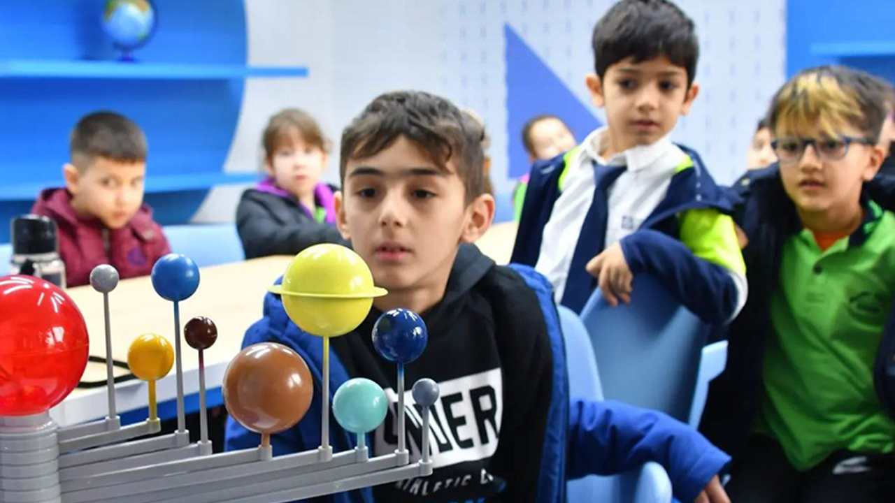 Bilim Samsun Açıldı, Çocuklar Bilimle Buluştu