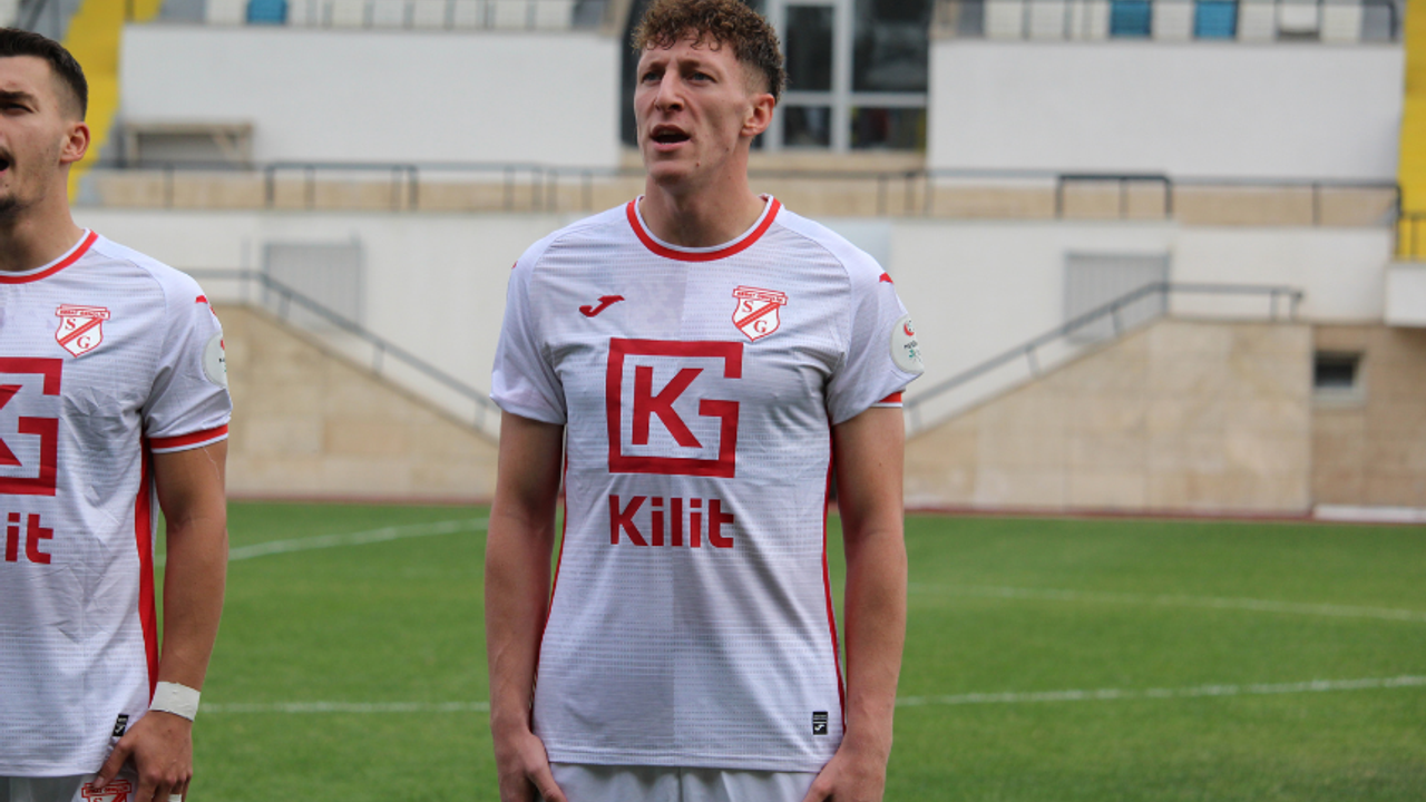 "FUTBOLCUMUZ ABDULKADİR ÖKSÜZ, MEDYA MERKEZİMİZE AÇIKLAMALARDA BULUNDU"