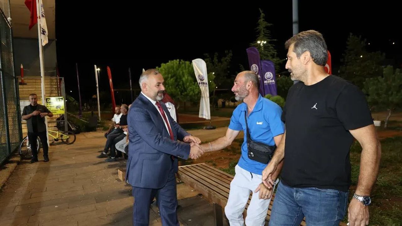 "ARSİN’DE FUTBOL TURNUVASI’NDA HEYECAN DORUKTA"