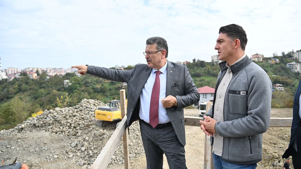 "BAŞKAN GENÇ, SORUNLARI YERİNDE TESPİT EDİYOR"