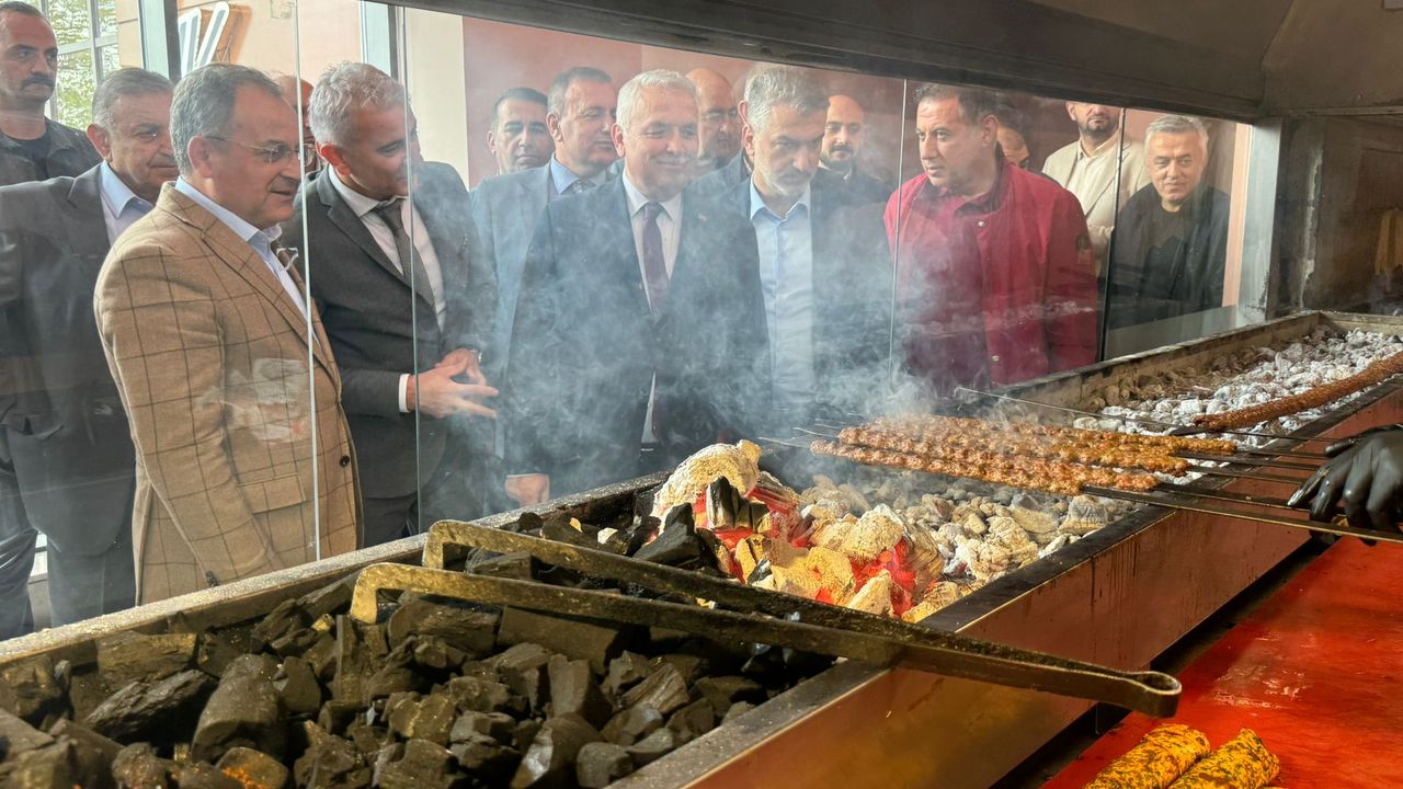 "TRABZON’DA DEV KEBAP ŞÖLENİ"