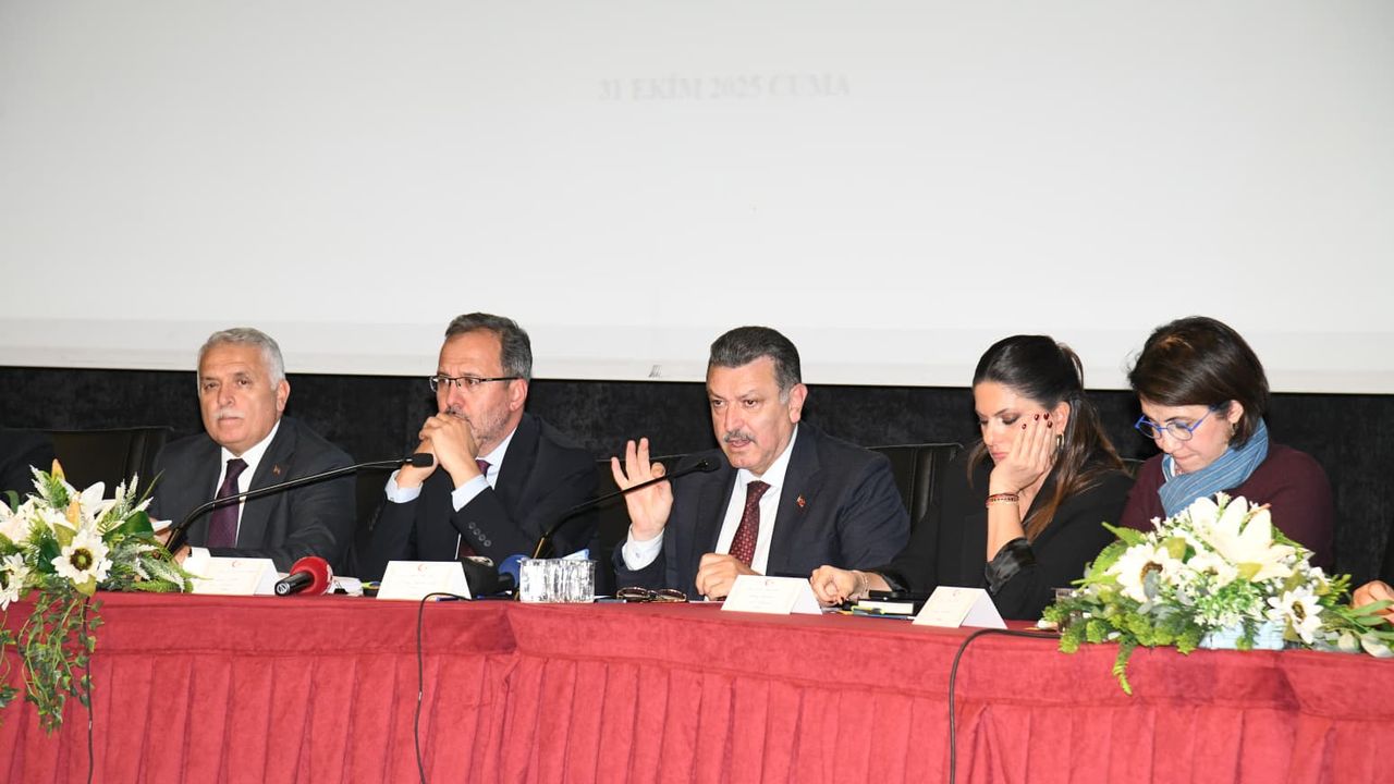 "BAŞKAN GENÇ’TEN ÖZEL GEREKSİNİMLİ BİREYLERE YAŞAM MERKEZİ MÜJDESİ"