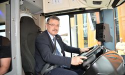 BAŞKAN GENÇ, ELEKTRİKLİ OTOBÜSÜ SÜREREK TEST ETTİ