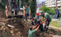 “MEZARLIKLAR TAŞINIYOR”