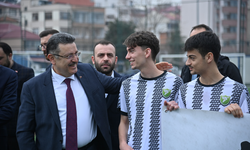 "BAŞKAN GENÇ, GENÇLİG FUTBOL TURNUVASI’NIN STARTINI VERDİ"