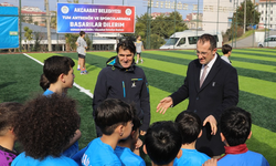 "AKÇAABAT’TA ORTAOKULLAR ARASI FUTBOL TURNUVASI SONUÇLANDI"