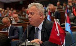 ZORLU: “ARKASINDAKİ DEVLET GÜCÜNE RAĞMEN BÜYÜKŞEHİR BELEDİYESİ’NİN YAPTIKLARI YOK DENECEK KADAR AZ”