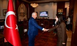 "VALİ YILDIRIM PERSONELLE BAYRAMLAŞTI"