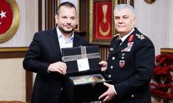 “ERTUĞRUL DOĞAN’DAN JANDARMA GENEL KOMUTANI ORGENERAL ALİ ÇARDAKCI’YA ZİYARET”