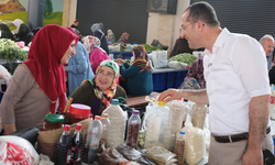 "HER FIRSATTA ESNAF VE VATANDAŞLARLA BULUŞUYOR"