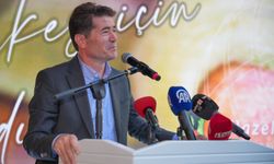 "BAŞKAN KAYA’YA ‘FINDIĞA DEĞER KATANLAR ÖDÜLÜ’ VERİLDİ"