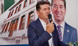 "BAŞKAN KAYA, ‘ZAFERİN TUVALDEKİ RENKLERİ’ RESİM SERGİSİNİN AÇILIŞINA KATILDI"