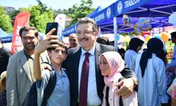“BÜYÜKŞEHİR'DEN 4 BİN ÖĞRENCİYE EĞİTİM DESTEĞİ”