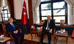 "VALİ YILDIRIM, ÖZBEKİSTAN CUMHURİYETİ ANKARA BÜYÜKELÇİSİ KHAYDAROV İLE BİR ARAYA GELDİ"