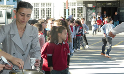 "ÇORBAYI YUDUMLAYALIM,KIZILAY'I UNUTMAYALIM"