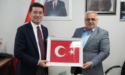 "BAŞKAN KAYA, AKTÜRK’E TEBRİK ZİYARETİNDE BULUNDU"