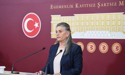 "CHP TRABZON MİLLETVEKİLİ AV. SİBEL SUİÇMEZ’DEN 11 EKİM DÜNYA KIZ ÇOCUKLARI GÜNÜ AÇIKLAMASI"