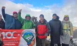 "TEDAK KULÜBÜ, VIZVIZ TEPESİ YÜRÜYÜŞÜNÜ BAŞARIYLA TAMAMLADI"