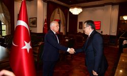 "VALİ YILDIRIM TEBRİKLERİ KABUL ETTİ"