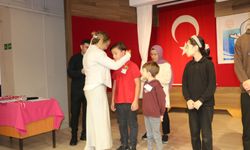 "OF’TA ADIM ZEKA, İŞİM OYUN FİNALLERİNDE DERECEYE GİREN ÖĞRENCİLER ÖDÜLLENDİRİLDİ"