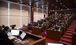 "BÜYÜKŞEHİR 2026 YILI GELİR TARİFESİ OY BİRLİĞİYLE KABUL EDİLDİ"