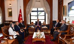 "VALİ YILDIRIM’DAN ÖĞRETMENLER GÜNÜ’NDE ANLAMLI KABUL"