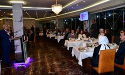 "VALİ YILDIRIM VE HANIMEFENDİ ÖĞRETMENLERLE BİR ARAYA GELDİ"