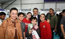 "TRABZON KİTAP GÜNLERİ 5 GÜNDE YÜZ BİNLERİ AĞIRLADI"