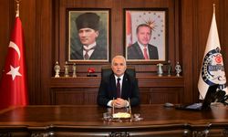 "VALİ AZİZ YILDIRIM’IN REGÂİB KANDİLİ MESAJI"