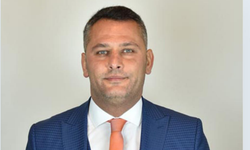 "PİYASA İLE DEVLET RAKAMSAL OLARAK KOPTU"