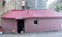 "ORTAHİSAR BELEDİYESİ, İHTİYAÇ SAHİBİ VATANDAŞIN EVİNİ YENİLEDİ"