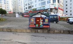 "AKÇAABAT’TA GERİ DÖNÜŞÜM EVLERİ MAHALLELERE YERLEŞTİRİLİYOR"