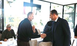 "BAŞKAN EKİM, HUZUREVİNDE BÜYÜKLERİMİZLE GÖNÜL GÖNÜLE"