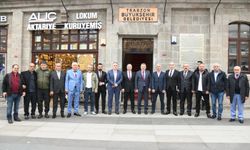 "ÇELİKTÜRK’TEN BÜYÜKŞEHİR’E ZİYARET ŞOFÖR ESNAFININ SORUNLARI MASAYA YATIRILDI"