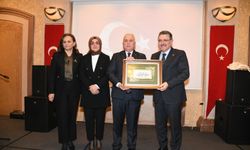 "BAŞKAN GENÇ, VALİ AZİZ YILDIRIM'I BU SÖZLERLE UĞURLADI"