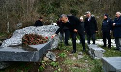 "VALİ ŞAHİN’DEN ÖZKAN SÜMER’İN KABRİNE ZİYARET"