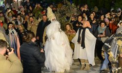 "KAŞÜSTÜ’NDE KALANDAR COŞKUSU"