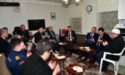 "VALİ TAHİR ŞAHİN, 15 TEMMUZ ŞEHİDİ ZİYA İLHAN DAĞDAŞ’IN BABASINI ZİYARET ETTİ"