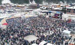 "UZUNGÖL KIŞ FESTİVALİ’NE REKOR KATILIM"
