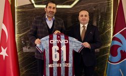 "TİCARET BAKAN YARDIMCISI MUSTAFA TUZCU’DAN TRABZONSPOR YÖNETİMİNE ZİYARET"
